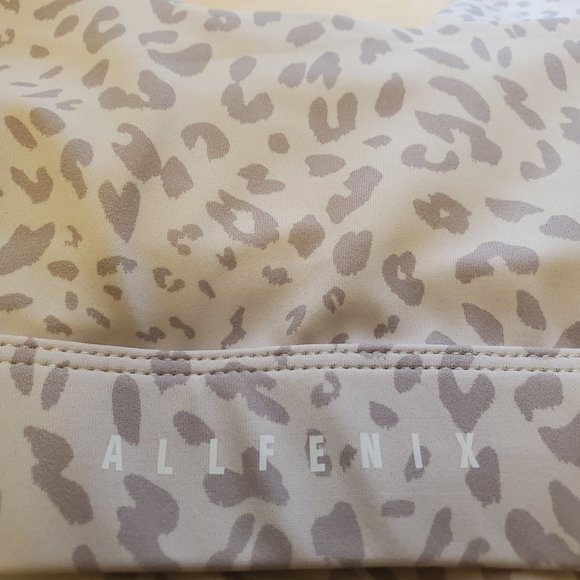 ALLFENIX Women’s Cheetah Dark Stone Sports Bra in Sand Color - (Size M) - Picture 6 of 12